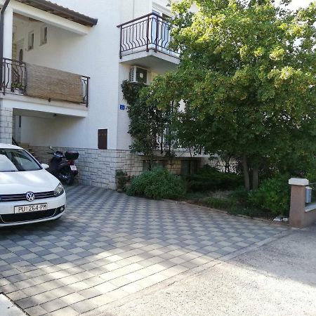 Apartmani Komunela Umag Exterior photo