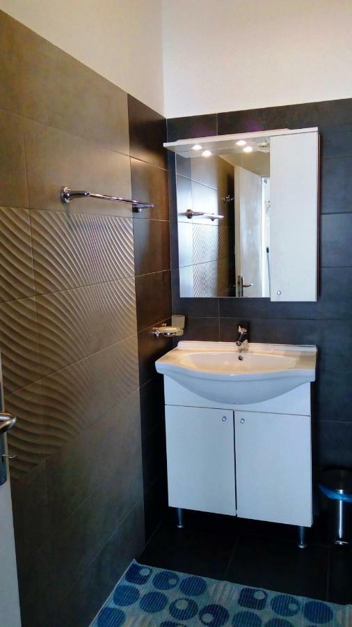 Apartmani Komunela Umag Exterior photo