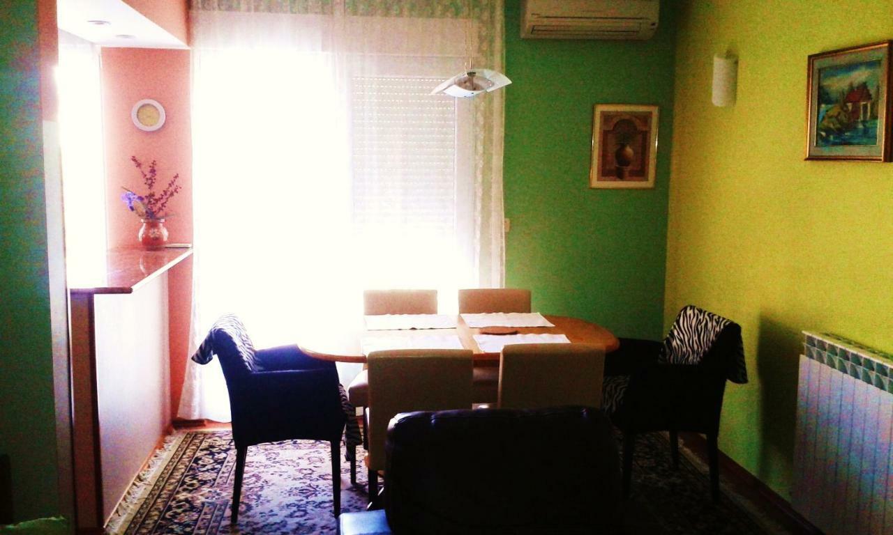 Apartmani Komunela Umag Exterior photo